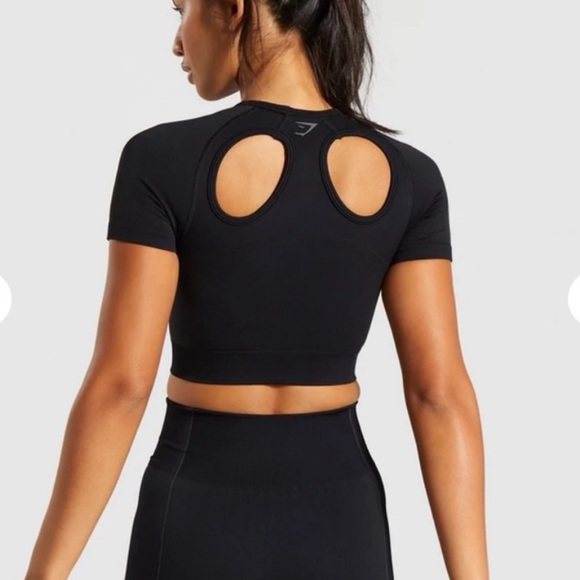 Gymshark Seamless Crop Top - Picture 2 of 9